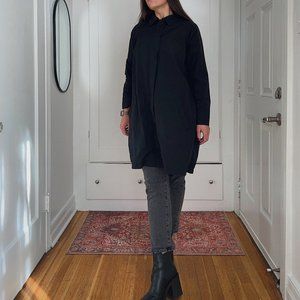 RARE - Huffer NZ - Women's Longline Happy Daze Rain Jacket with Collar in Black